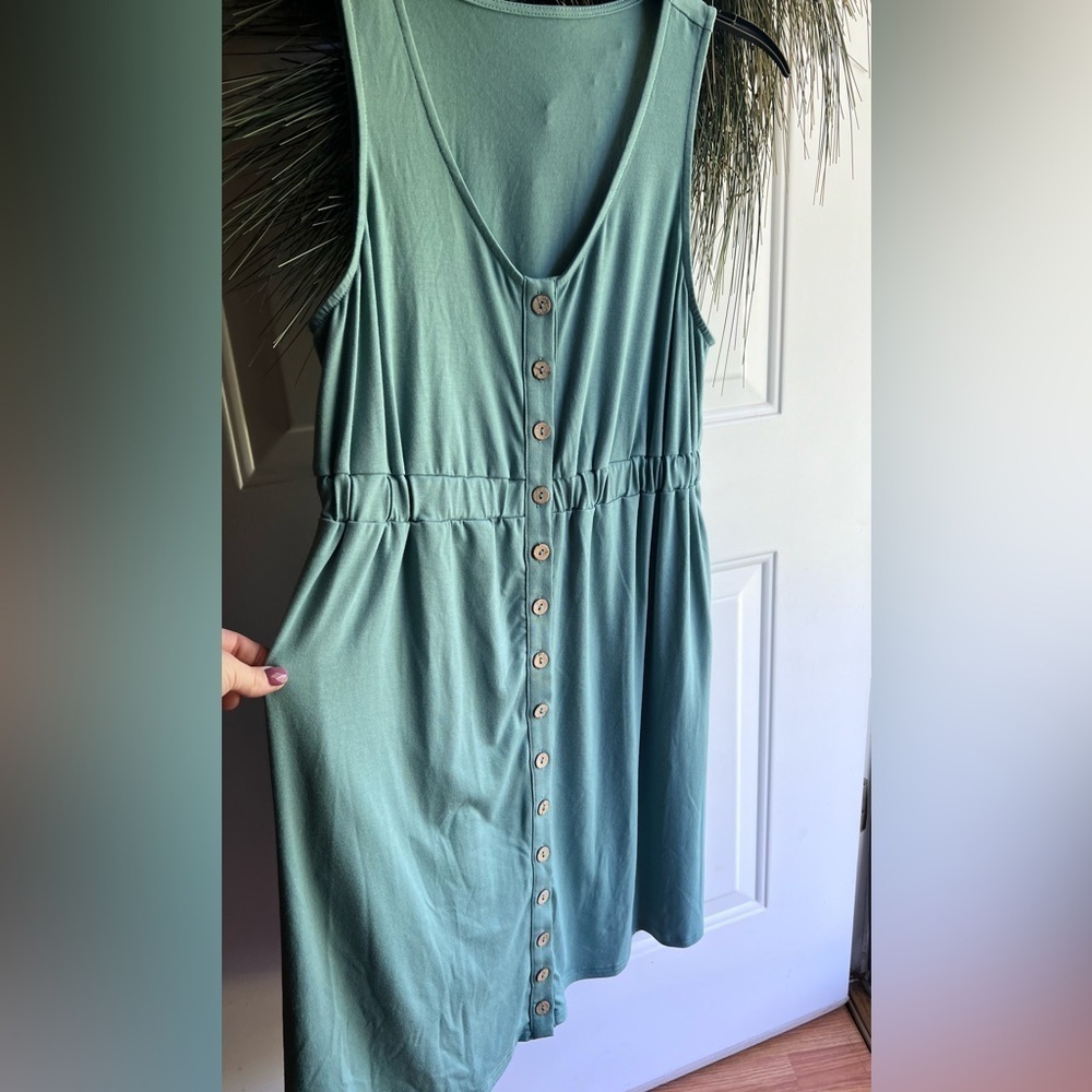 Adorable green boho dress size large - Picture 2 of 11